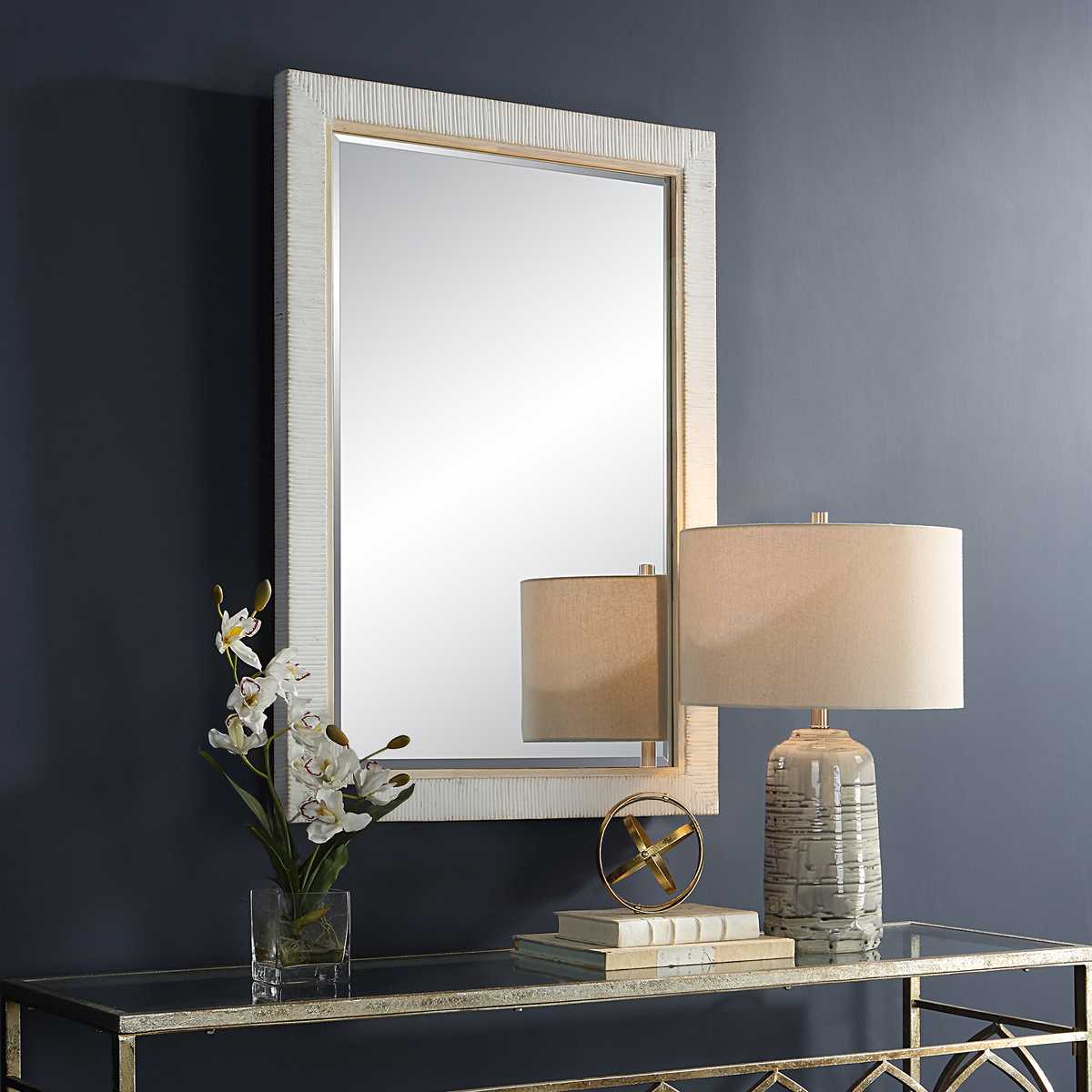 Cape Mirror, Whitewashed view 6