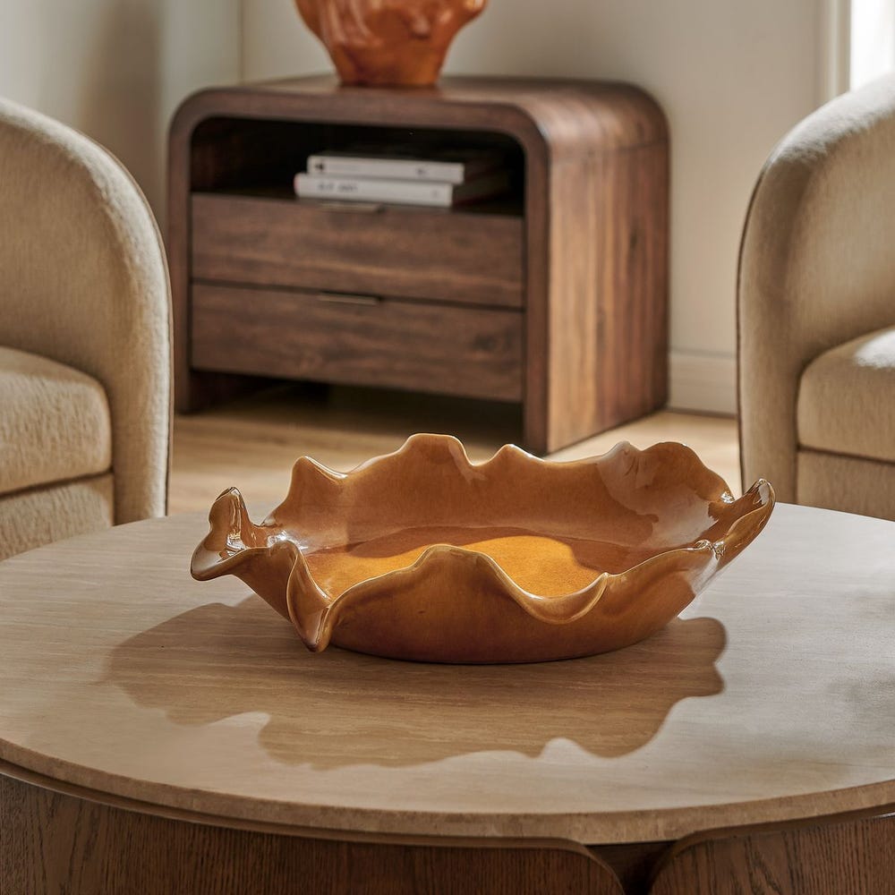 Golden Crest Ruffle Indoor-Outdoor Bowl view 12