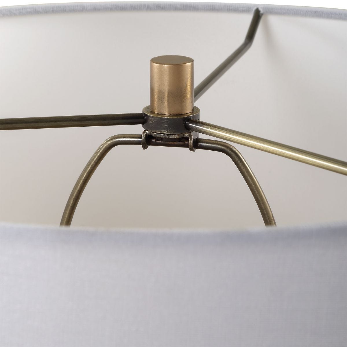 アニメ limit Lampcat Chianti Table Lamp - Uttermost