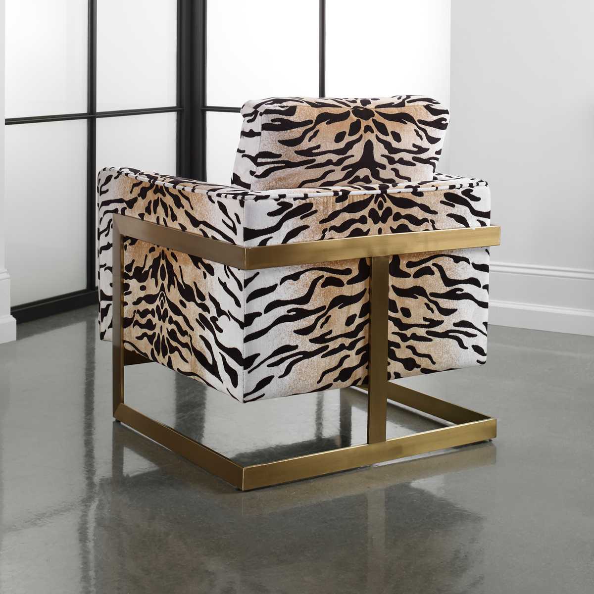 Hollyn Accent Chair view 4