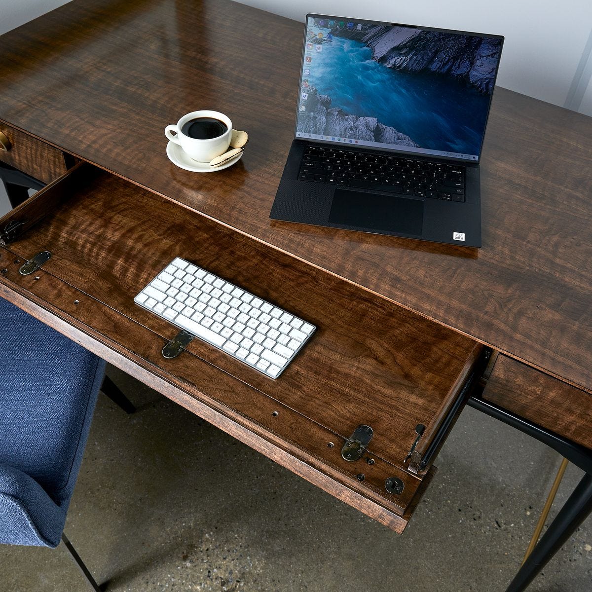 Glide Desk view 4
