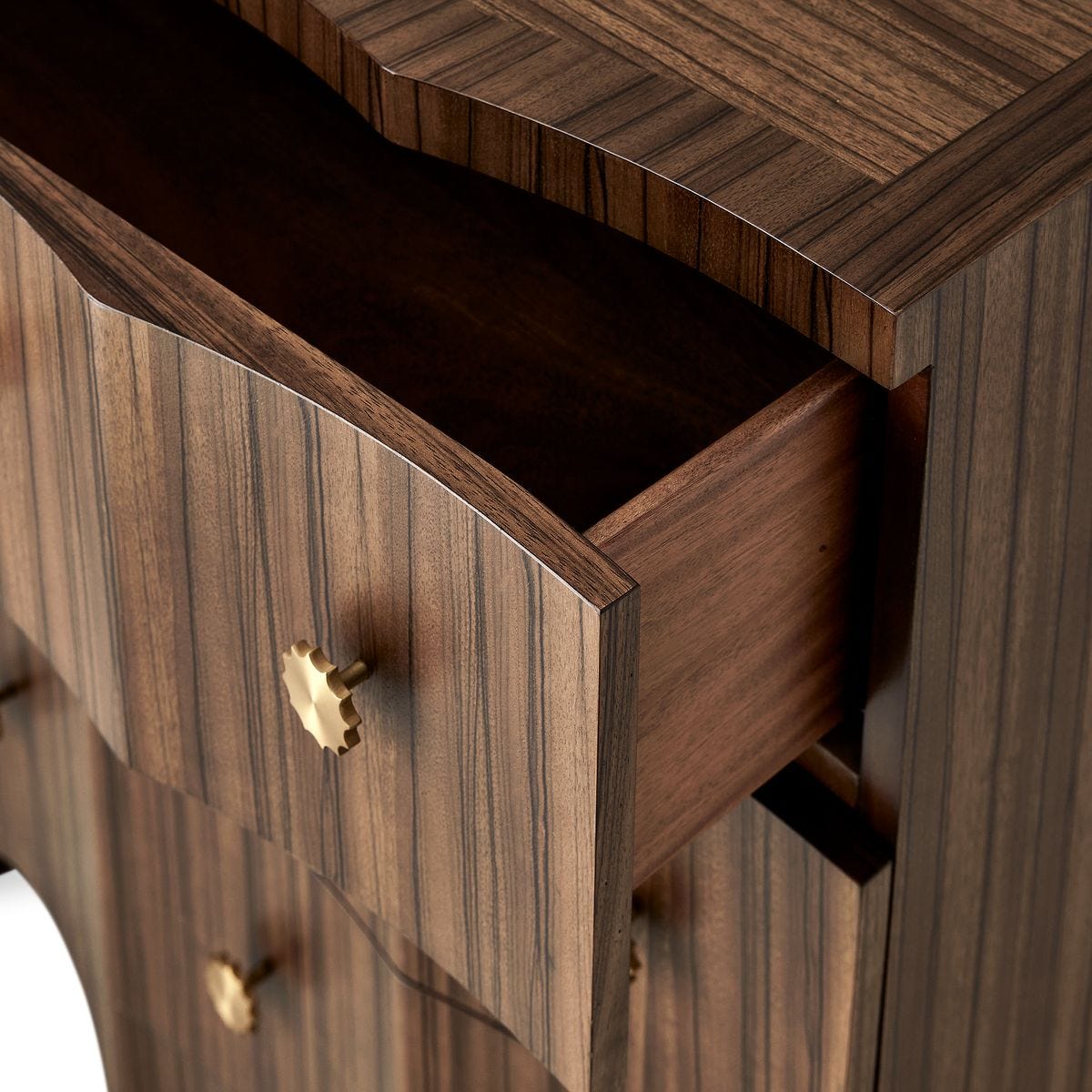 Grand Flute 3 Drawer Chest view 9