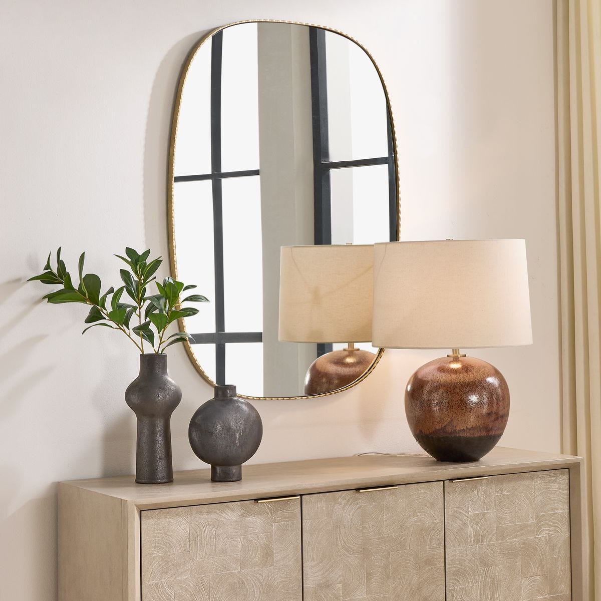 Nidia Mirror - Uttermost